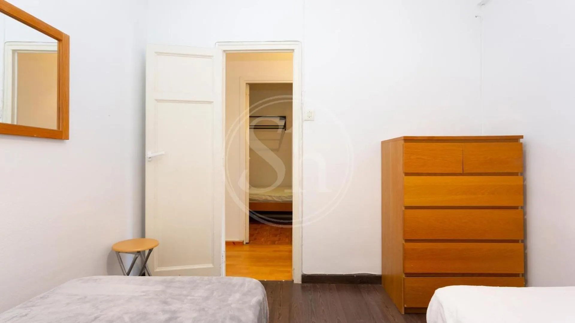 Huge Sagrada Familia Apartment Barcelona 0*,  Spain